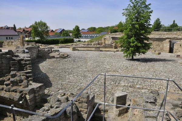 Herbsleben Castle