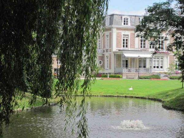 Lindenhof Castle