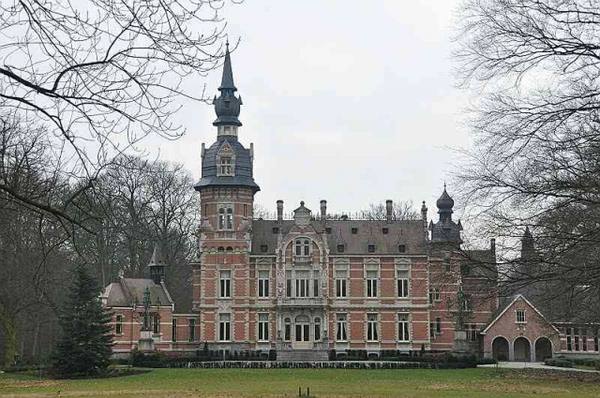 Starrenhof Castle