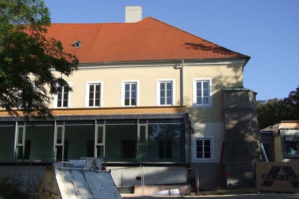 Zistersdorf Castle