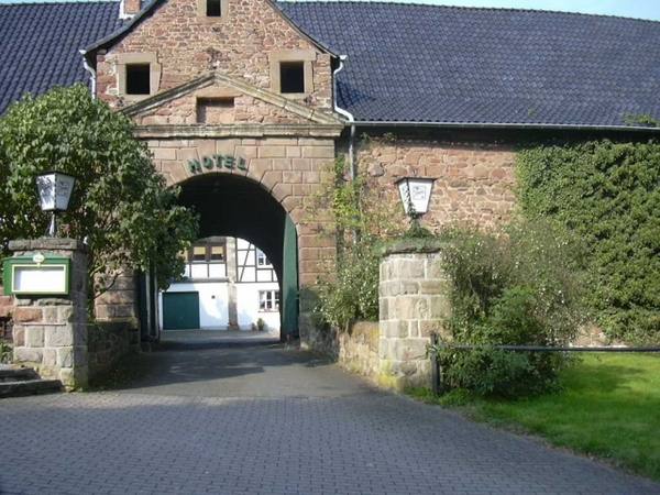 Burg Hausen