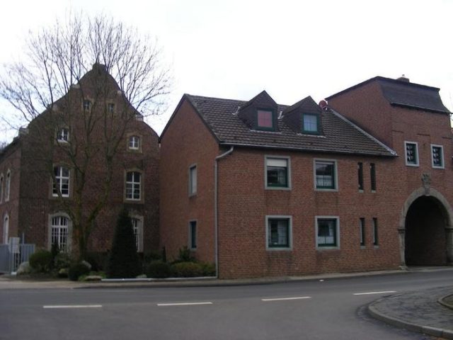 Eschenhof Manor