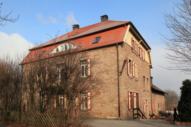 Weile Manor