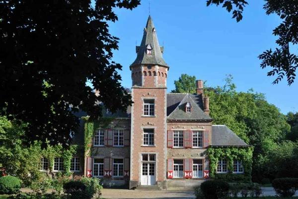 Lantonnois van Rode Castle