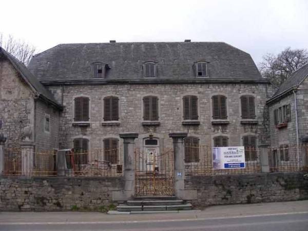 Schmetz Manor