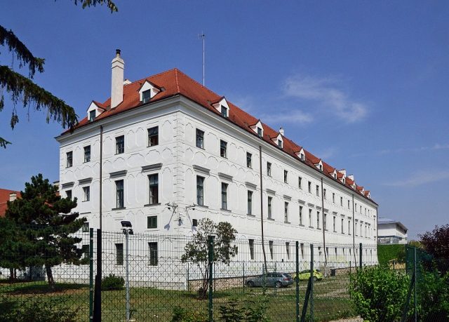 Kaiserebersdorf Castle
