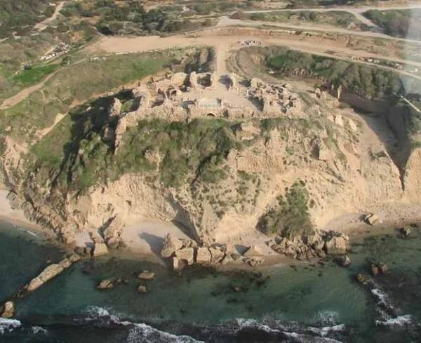 Crusader Castle Arsuf (אַרְסוּף)
