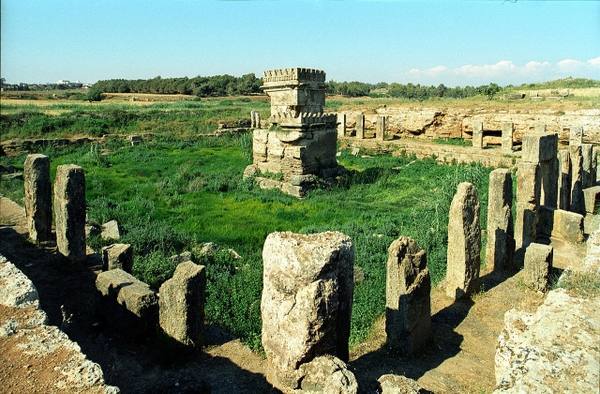 Ancient Town Amrit (عمریت)-Temples