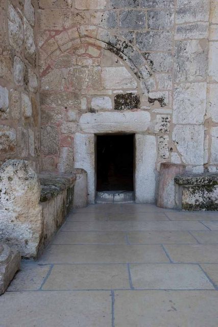 Geburtskirche (‏كنيسة المهد‎, ‏כנסיית המולד‎)