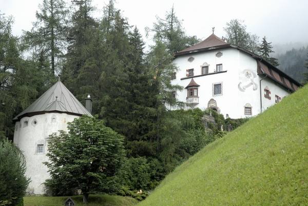 Arnholz Castle