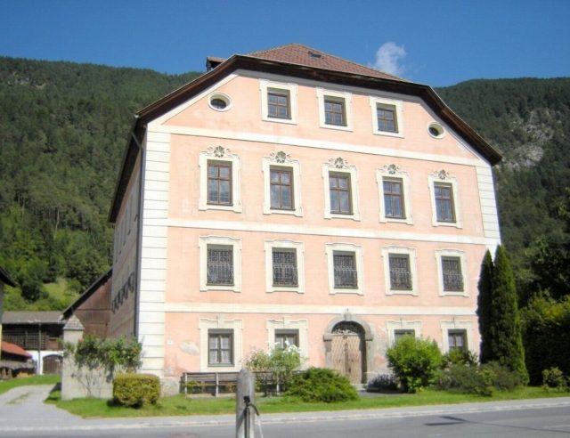 Sternbach Manor (Ladnerhof)