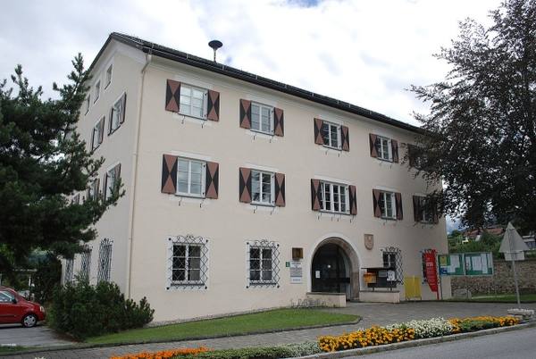 Waidburg Manor