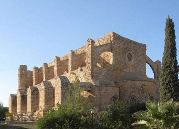 Church of Saints Peter and Paul (Sinan Pasha Mosque)