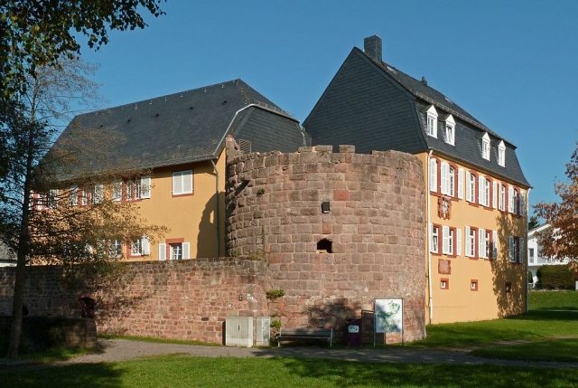 Gustavsburg Castle