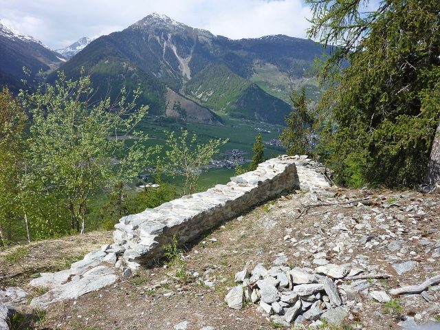 Balcun At Castle