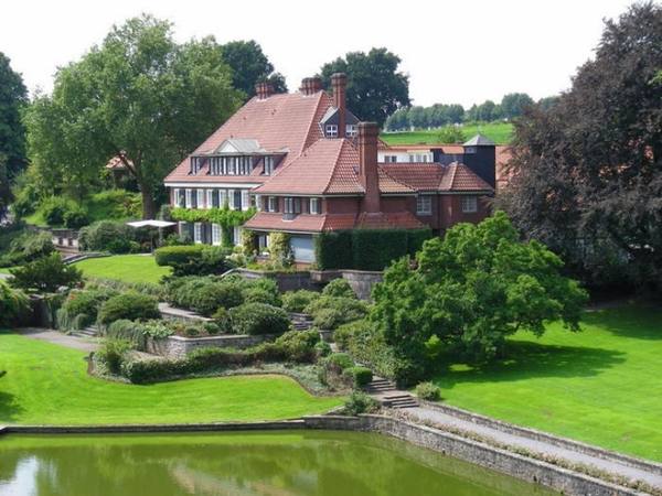 Bruchhausen Manor
