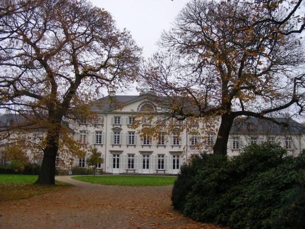 Heltorf Castle
