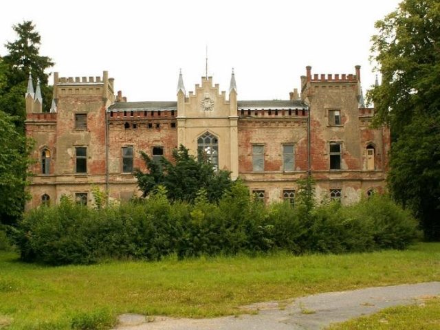 Vogelsang Castle