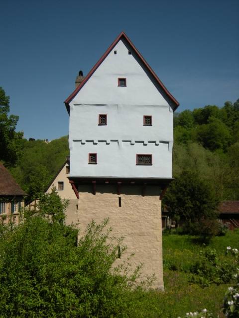 Toppler Castle