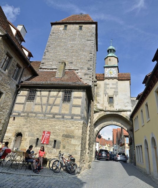 Alte Stadtbefestigung Rothenburg-Röderbogen-Markusturm