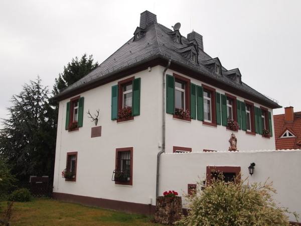 Ober-Olm Castle