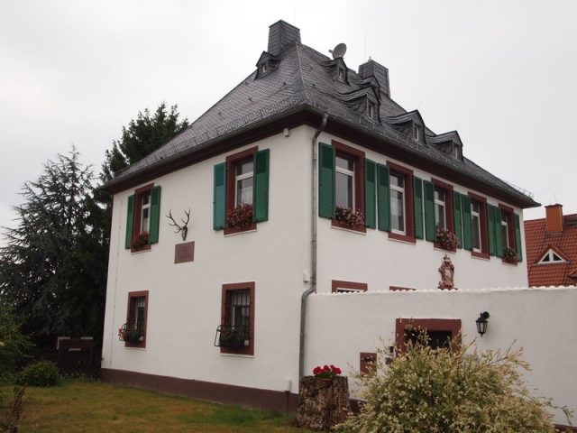 Ober-Olm Castle