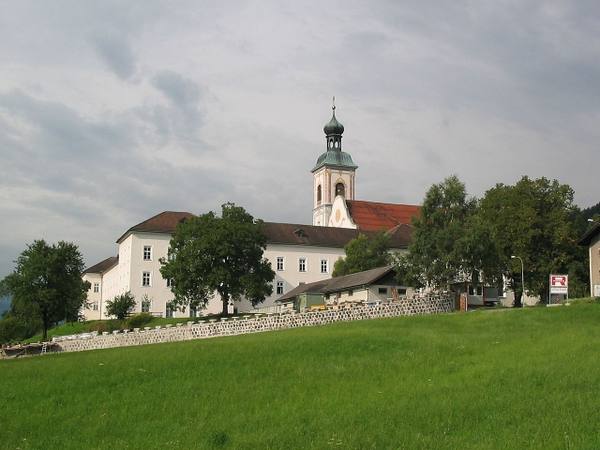 Abtei St. Georgenberg-Fiecht