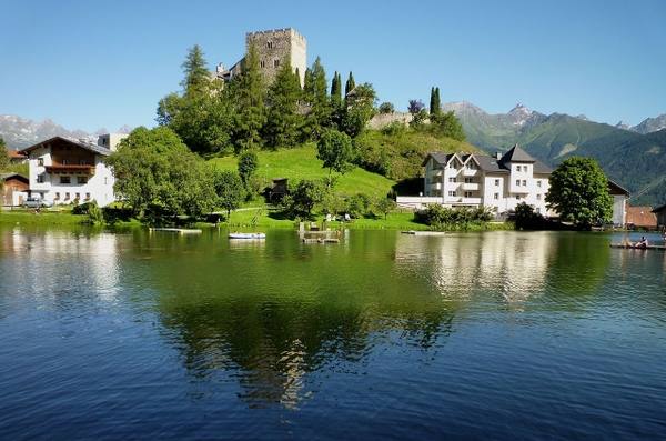 Laudegg Castle