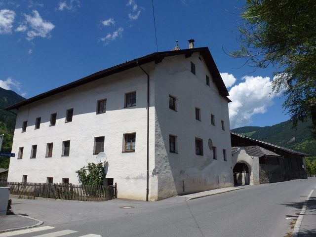 Turm in der Breite Manor