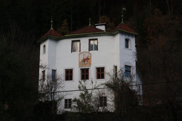 Weiherburg Castle