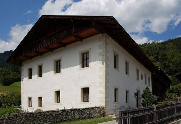 Gendorfer Manor