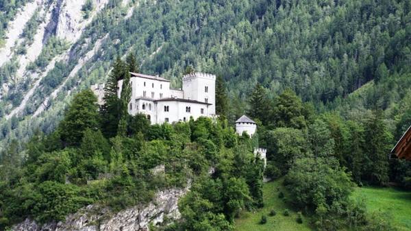 Weißenstein Castle