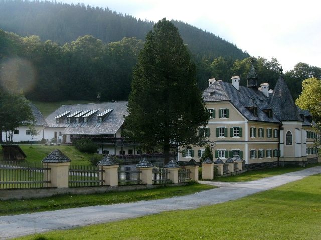 Brandhof Castle