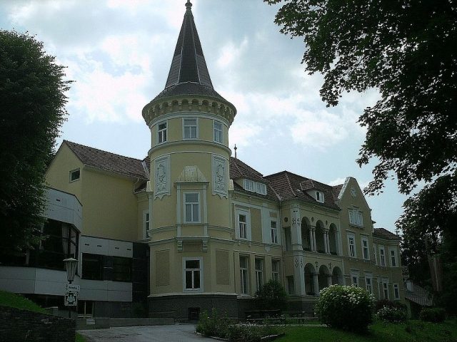Sommerau Castle