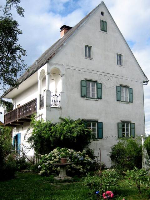 Furth Manor