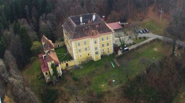 Limberg Castle