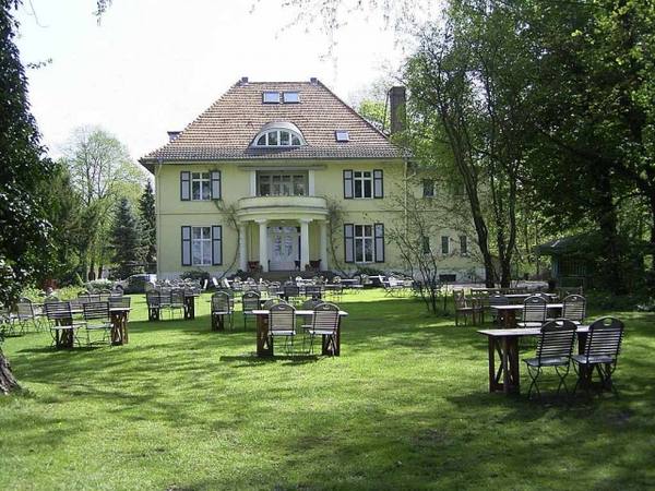 Golm Castle