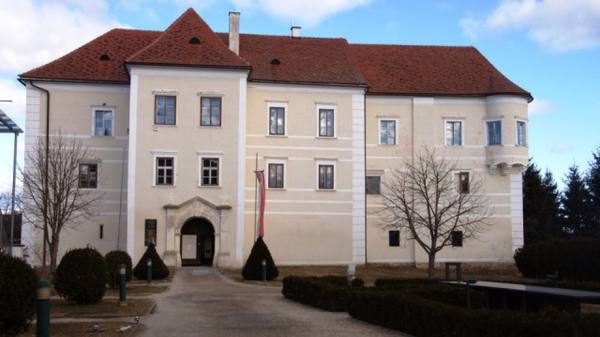 Burgau Castle