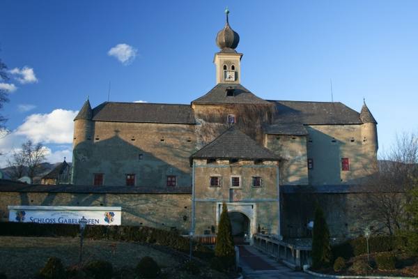 Gabelhofen Castle