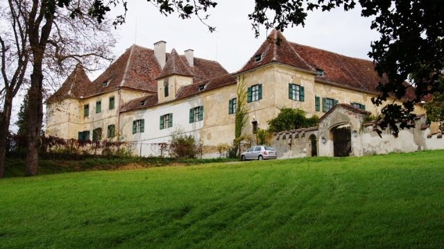 Hohenbrugg Castle