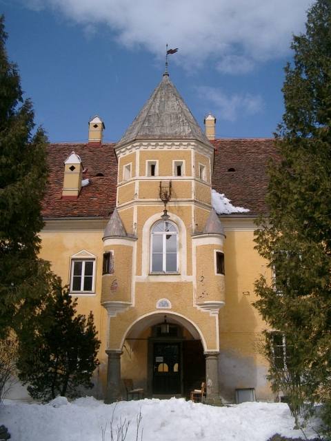 Johnsdorf Castle