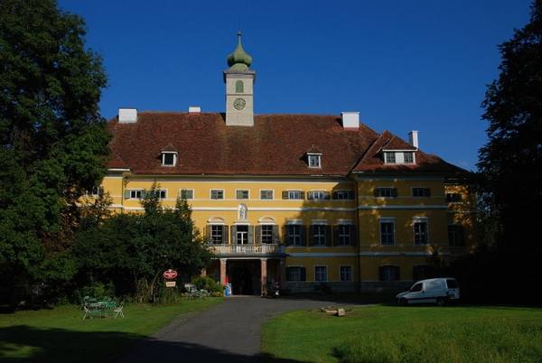 Poppendorf Castle