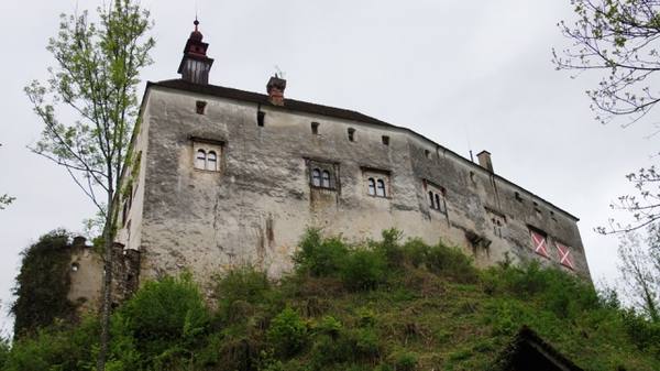 Frondsberg Castle