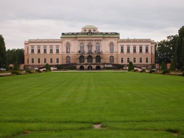 Kleßheim Castle