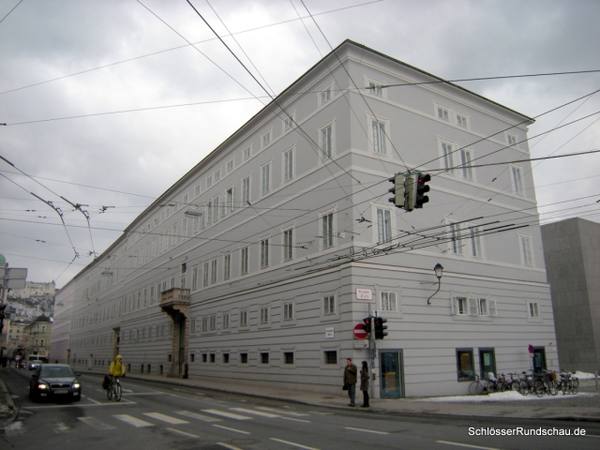 Graf-Lodronscher Primogenitur Palace