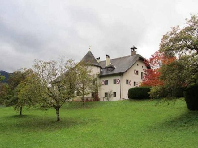 Heuberg Castle