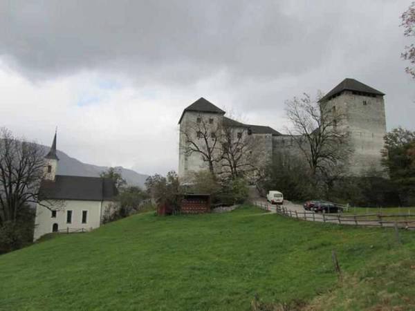 Kaprun Castle