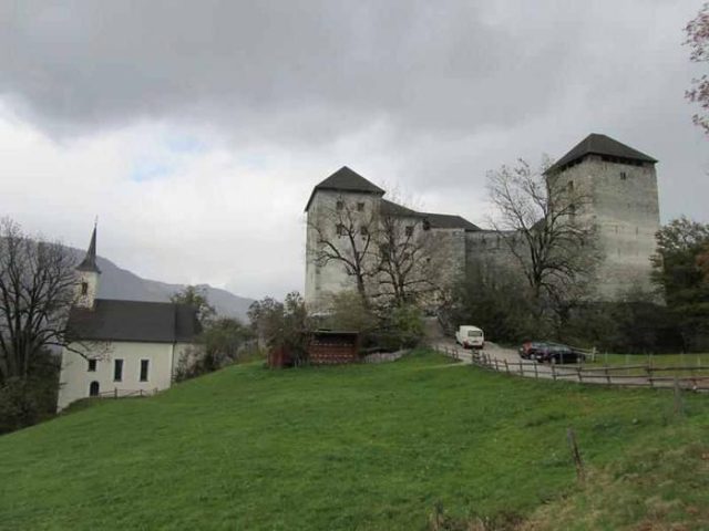 Kaprun Castle