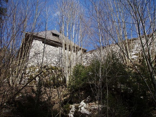 Kniepass Fortress