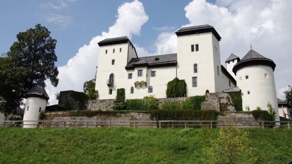 Goldegg Castle